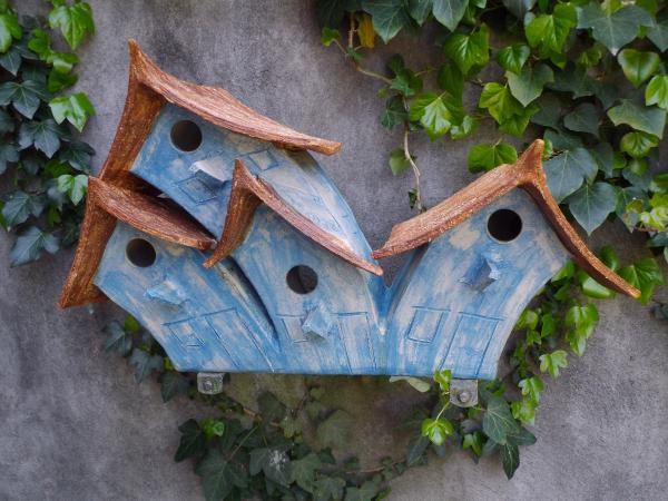 Vogelhuisje nr.1151. "Scheefwonen vierling" €.300.- (verkocht)