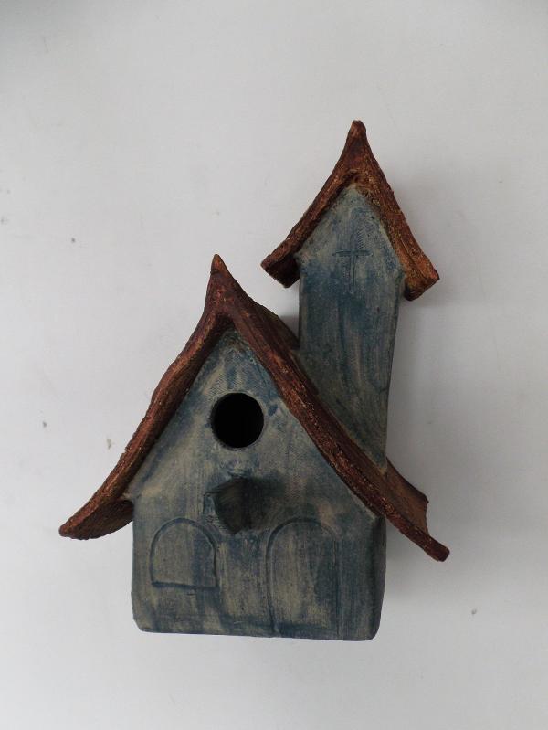 Vogelhuisje nr.2370. "Kerk" €.100.-