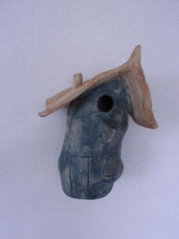 Vogelhuisje nr.3419. "Rond puntdak scheef" &euro;.100.-