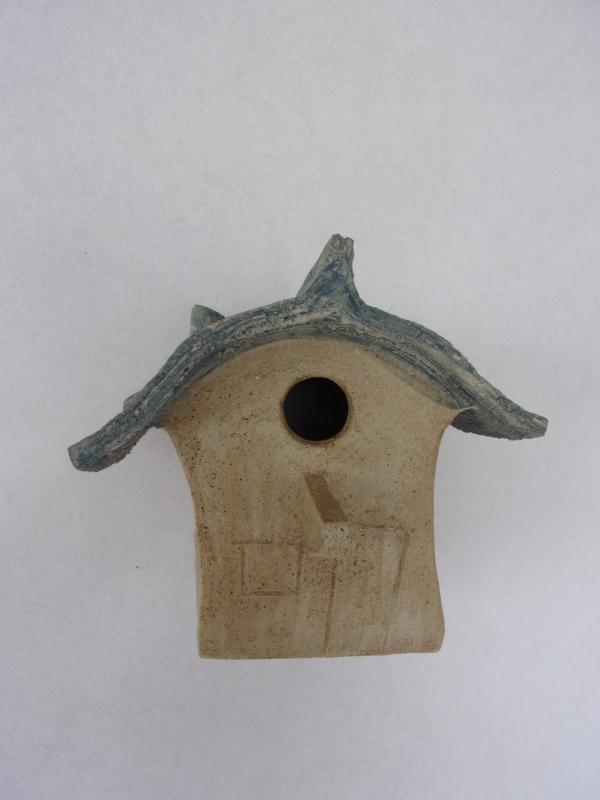 Vogelhuisje nr.3452. "Vierkant boldak" &euro;.100.-