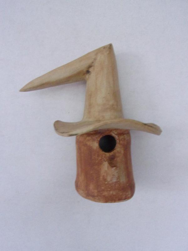 Vogelhuisje nr.3412. "Kabouter knikhoed" €.110.-