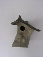 Vogelhuisje nr.3106. "Vierkant puntdak" &euro;.90.-