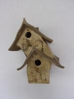 Vogelhuisje nr.3133. "Vierkant puntdak tweehoog" €.170.-