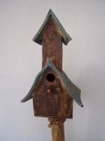 Vogelhuisje nr.3180. "Kerk" op paal €.125.-
