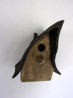 Vogelhuisje nr.2907. "Vierkant puntdak scheef" €.90.-