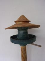 Voedertafel nr.T.578. "Afrika silo" op paal €.180.-