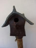 Vogelhuisje nr.3431. "Vierkant bol dak" &euro;.100.-