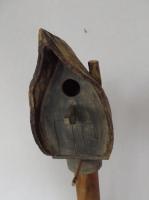 Vogelhuisje nr.2573. "Druppel" op paal &euro;.110.-